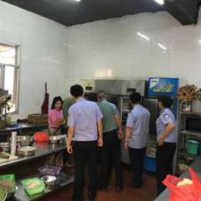 福州晉安開展進口水產品等食品安全專項排查，筑牢食品銷售防線